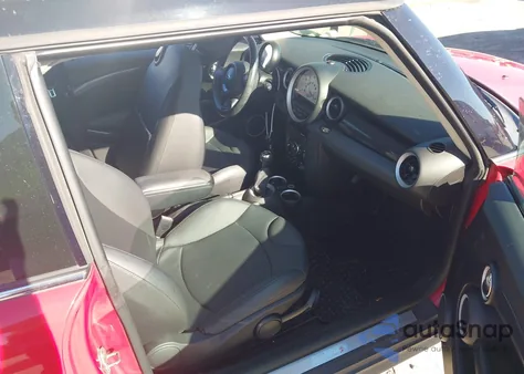 2011 Mini Cooper S Clubman z USA, uszkodzony, nr VIN WMWZG3C59BTY30230